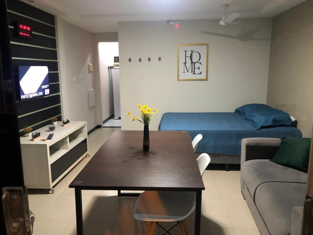 Flat Aju - Um Jeitinho Especial De Se Hospedar Em Aracaju. Uma Verdadeira Suite Master Todo Mobiliado No Capricho So Para Voce. Luaran gambar